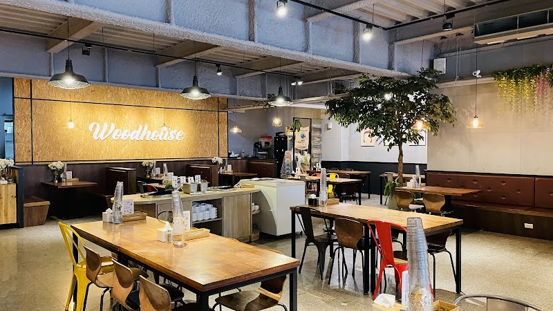 WoodHouse 木宅餐館